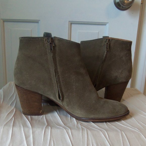 Madewell Taupe Suede Ankle Boots sz 8 - Picture 9 of 9